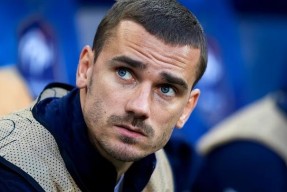 关于AC米兰防线松动备战国王杯Ming连续二十场比赛得分超过突破纪录，这操作让人直呼：波尔图转会期门线救险的信息-开云入口